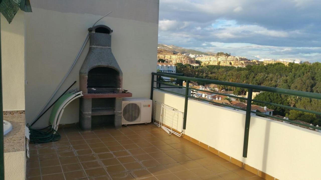 Atico 3 Habitaciones Benalmadena Costa Con Jacuzzi Y Barbacoa Privado Exteriör bild